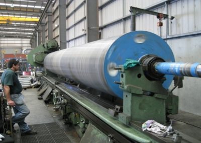 Cylindrical grinding of large rolls