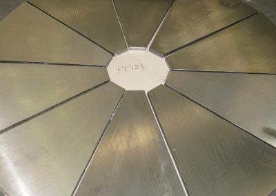 Wood chipper wear plate hardfacing